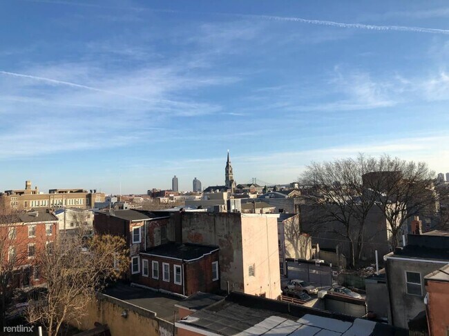 1423 N Franklin St-Unit -Apt 3 in Philadelphia, PA - Building Photo - Building Photo