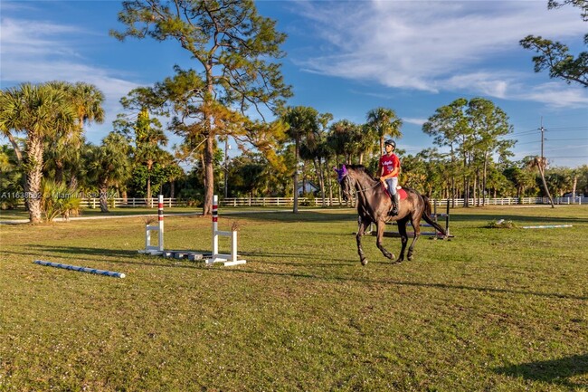 6227 Gun Club Rd in West Palm Beach, FL - Building Photo - Building Photo