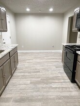 6025 Bedford Dr in Beaumont, TX - Building Photo - Building Photo