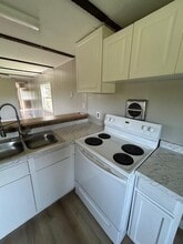 1378 Big Hollow Rd in Blountville, TN - Building Photo - Building Photo