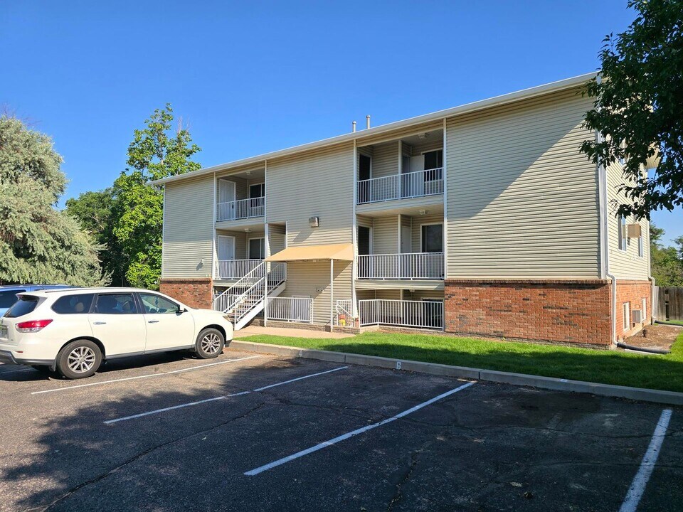 2153 27th Ave Ct in Greeley, CO - Building Photo
