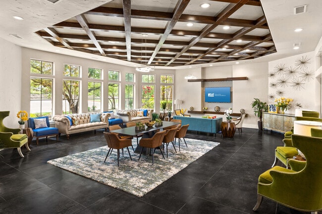 Villas In Westover Hills in San Antonio, TX - Building Photo - Building Photo