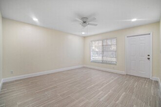 619 108th Ave N in Naples, FL - Building Photo - Building Photo