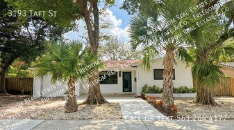 3193 Taft St in Hollywood, FL - Building Photo