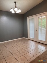 1210 Westway Cir in Killeen, TX - Foto de edificio - Building Photo