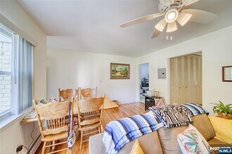 132 Regency Park in Ramsey, NJ - Building Photo - Building Photo