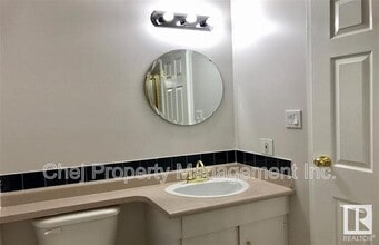 2145-2141 141 Ave NW in Edmonton, AB - Building Photo - Building Photo