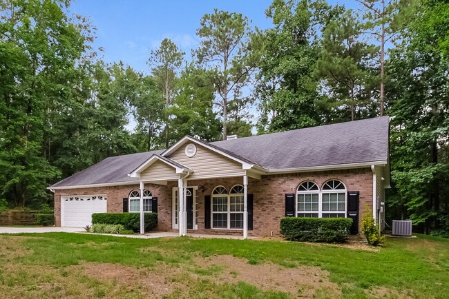 3135 Sweetbriar Dr in Villa Rica, GA - Building Photo - Building Photo