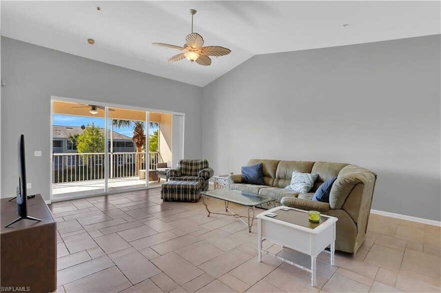 2624 Somerville Loop, Unit 1905 in Cape Coral, FL - Building Photo
