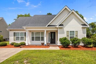 2400 Camille Dr in Winterville, NC - Building Photo