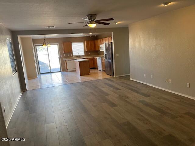 2066 E Paso Fino Dr in San Tan Valley, AZ - Building Photo - Building Photo