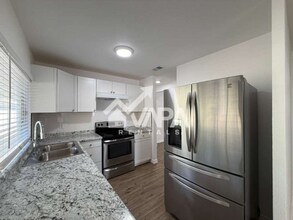 5507 Prairie Flower Dr in San Antonio, TX - Building Photo - Building Photo