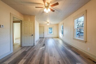 406 N Star St in El Dorado, KS - Building Photo - Building Photo