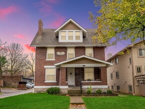 Hometeam Properties in Columbus, OH - Building Photo - Building Photo