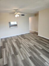 731 N Pine Island Rd, Unit 402 in Plantation, FL - Building Photo - Building Photo