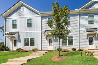 109 Dogwood Vlg Trl in Mooresville, NC - Building Photo - Building Photo