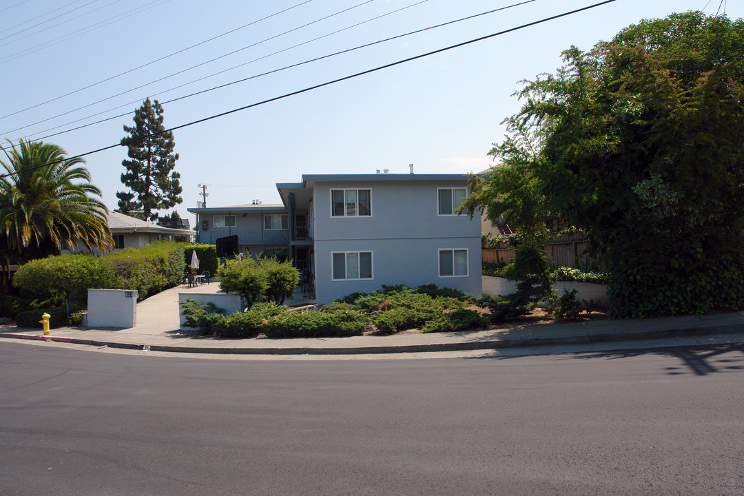 4333 Beresford St in San Mateo, CA - Building Photo