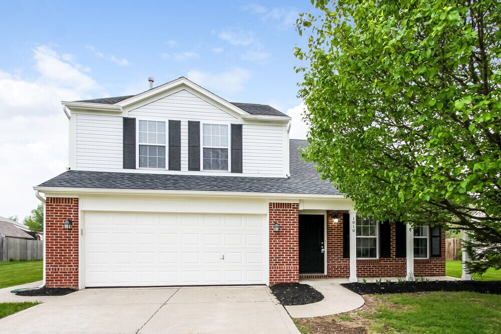 1010 Pine Ridge Way in Brownsburg, IN - Building Photo