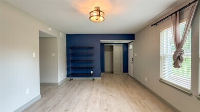 2226 Triway Ln in Houston, TX - Building Photo - Building Photo