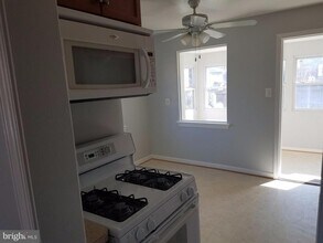 3710 18th St S in Arlington, VA - Building Photo - Building Photo