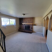 3135 Vickers Dr in Colorado Springs, CO - Building Photo - Building Photo