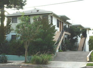 1639 Talmadge St in Los Angeles, CA - Building Photo - Building Photo