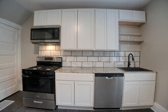 4013 Bell St in Erie, PA - Building Photo - Building Photo