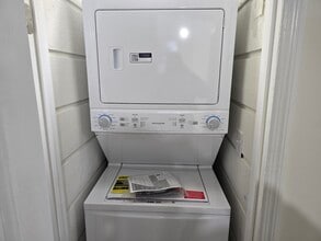 1208 7th Ave, Unit Apartment A in Neptune City, NJ - Foto de edificio - Building Photo