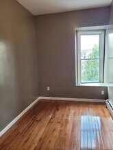 3-39 Eldert Ln in New York, NY - Building Photo - Building Photo