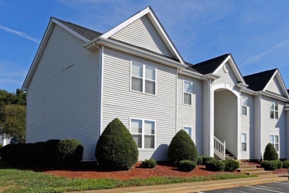 Hudson Woods Apartments in Gastonia, NC - Foto de edificio