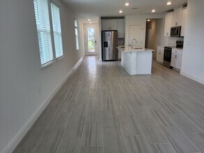 165 Links Ter Blvd in Daytona Beach, FL - Building Photo - Building Photo