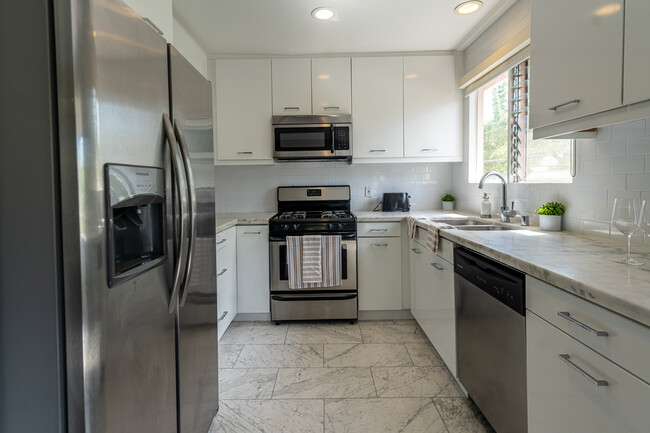 The Biarritz Apartments in Santa Monica, CA - Foto de edificio - Interior Photo