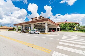 200 SW 132nd Way in Pembroke Pines, FL - Building Photo - Building Photo