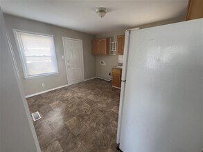 4130 Edgeware Rd in Winston-Salem, NC - Building Photo - Building Photo