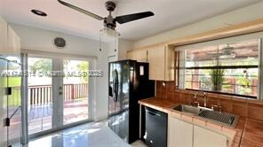 616 NW 97th Pl in Miami, FL - Foto de edificio