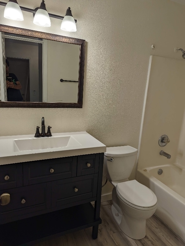 700 S Weed Blvd in Weed, CA - Building Photo - Building Photo
