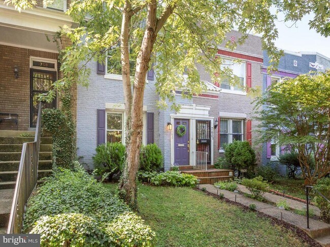 760 Princeton Pl NW in Washington, DC - Building Photo - Building Photo