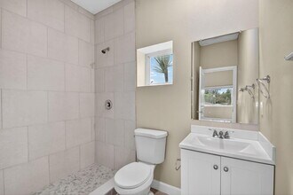 4949 Serafica Dr in Lake Worth Beach, FL - Building Photo - Building Photo