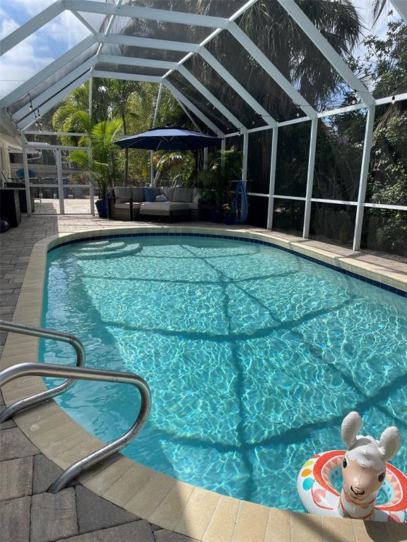 1833 Pandora Dr in Sarasota, FL - Building Photo - Building Photo