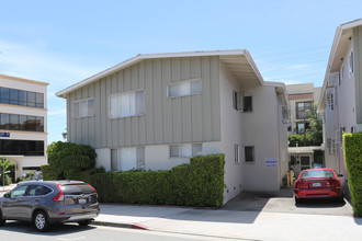 10900 Santa Monica Blvd, prime Westwood! in Los Angeles, CA - Building Photo - Building Photo