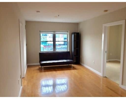 534 Commonwealth Ave, Unit 7E in Boston, MA - Building Photo - Building Photo