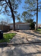 15903 Bunker Ridge Rd in Houston, TX - Building Photo - Building Photo