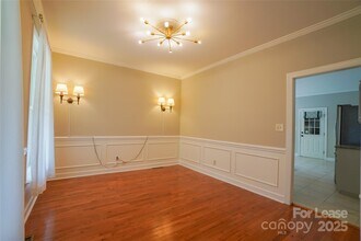 6932 Foxglove Dr in Charlotte, NC - Building Photo - Building Photo