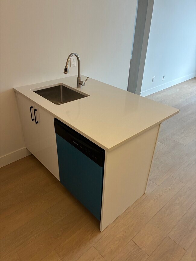 12 McKenzie Ave in Moncton, NB - Building Photo - Building Photo