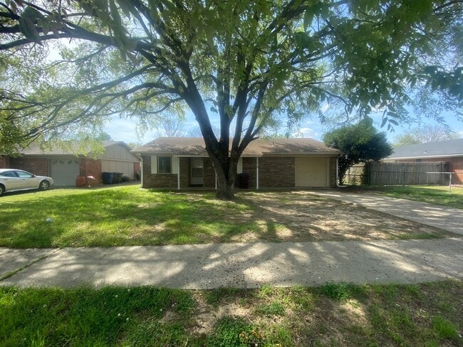 property at 8504 S 32nd Terrace
