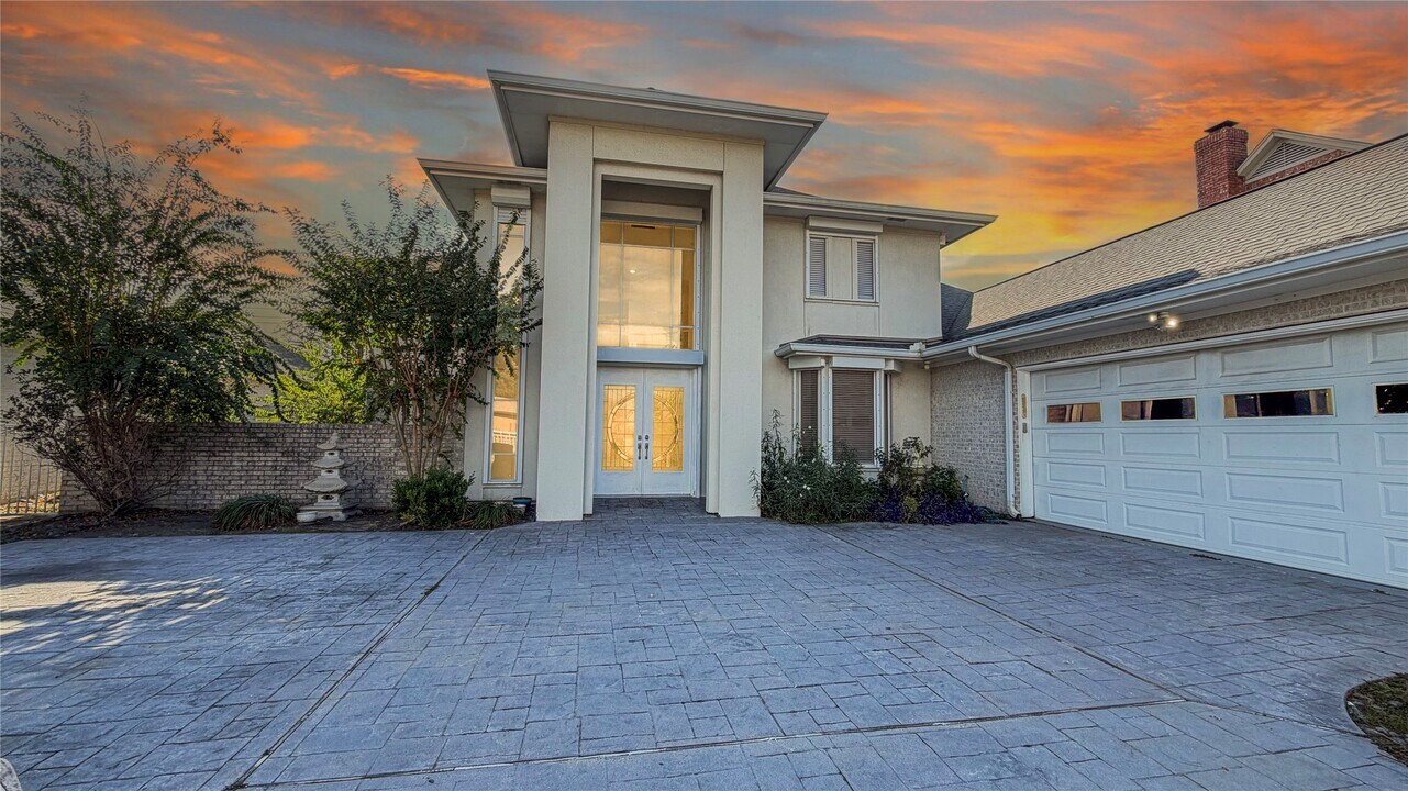 4601 Country Club View in Baytown, TX - Building Photo