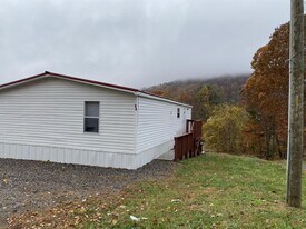 54 Windy Hill Rd in Asheville, NC - Building Photo