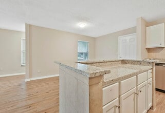 1310 Celia Way in Decatur, GA - Building Photo - Building Photo