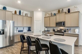 10403 Lone Star Wy in Aubrey, TX - Building Photo - Building Photo