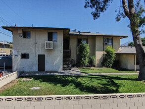 1035 Friar Ln in Pomona, CA - Building Photo - Building Photo